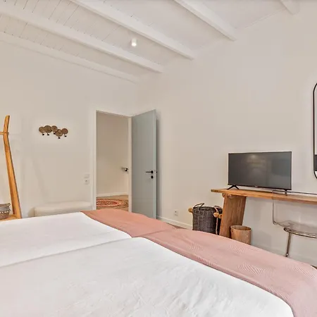 Decavos House * Liapades