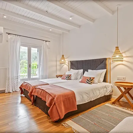 Decavos House Holiday home *