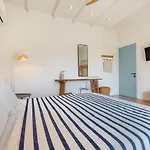 펜션 Decavos House *