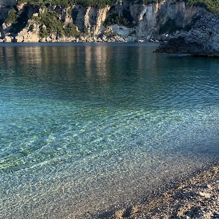 Decavos House Casa vacanze Liapades