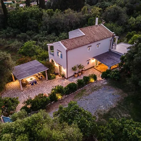 Сasa de vacaciones Decavos House Liapades